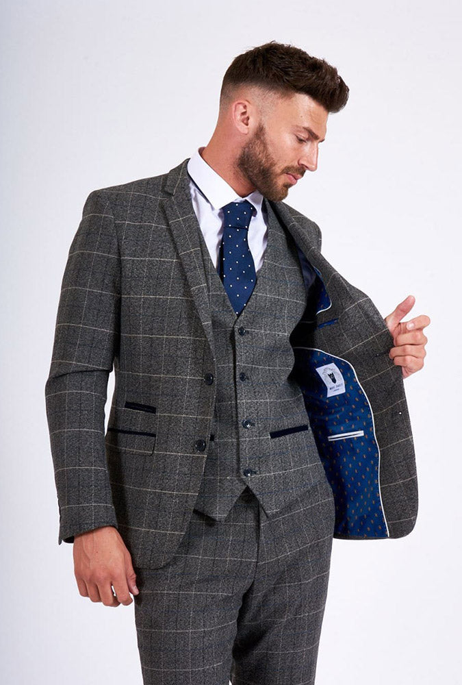 Graduations category