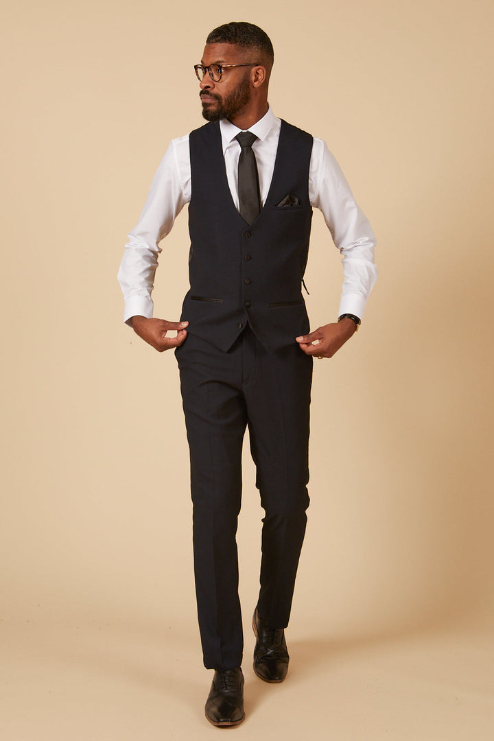 Dalton Navy Tux Lapel Diamond Three Piece Suit