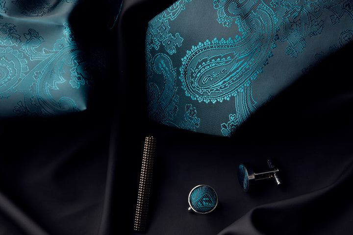 Green Paisley Tie Set