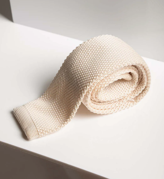 KT Cream Knitted Tie