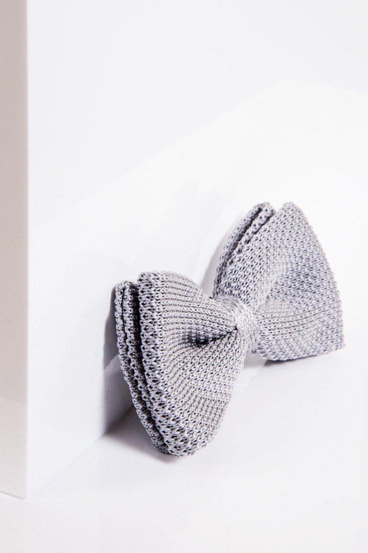 Knitted Double Layer Bow Tie In Silver Grey
